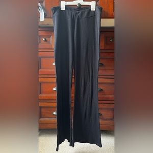 Comfy black pants with a V waist